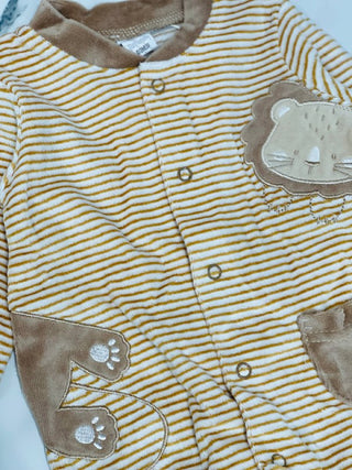 Tutina Neonato